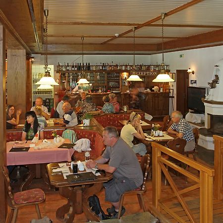 博腾密尔酒店 Guhlen Glienicke 外观 照片